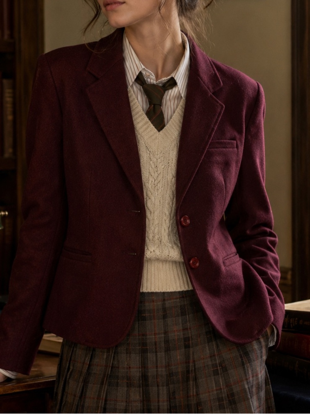 Vintage 70s Sears Juniors Bazaar Burgundy Red Wool Short Blazer Academia Size 13